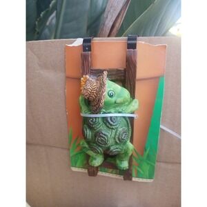 Turtle Flower Hugger Planter Decor – Climbing turtle Indoor Outdoor Plant Holder
